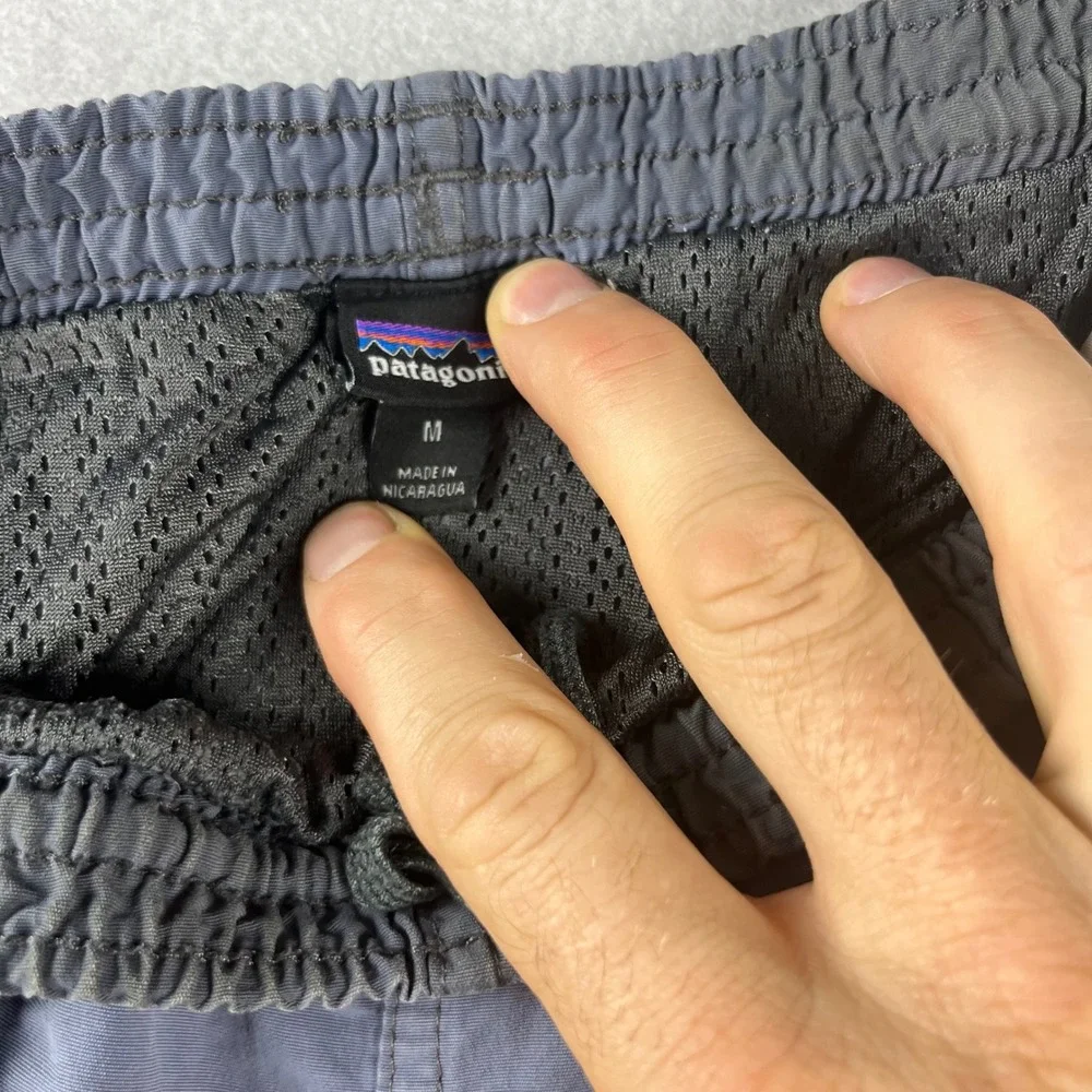 Patagonia Baggies 5 Inch Shorts Mens Medium Forge Grey FGE 57021 SP21 Nylon